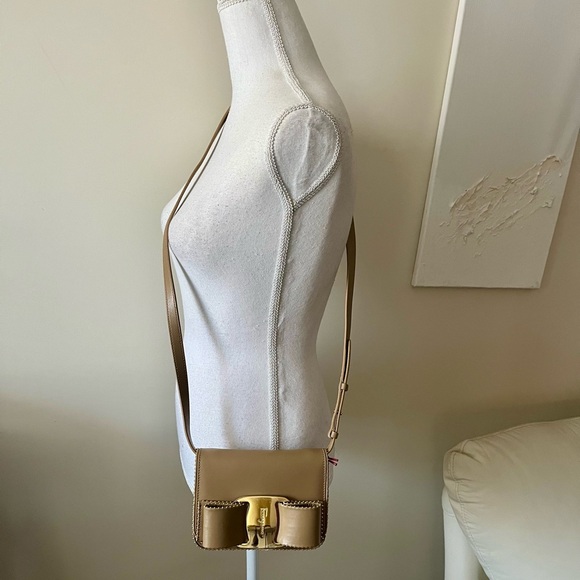 Salvatore Ferragamo Vara Bow Small Leather Crossbody Bag Camel w Gold Accent New - Picture 11 of 16